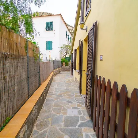 Casa Pepe - Goelba Apartmán Pomonte (Livorno)